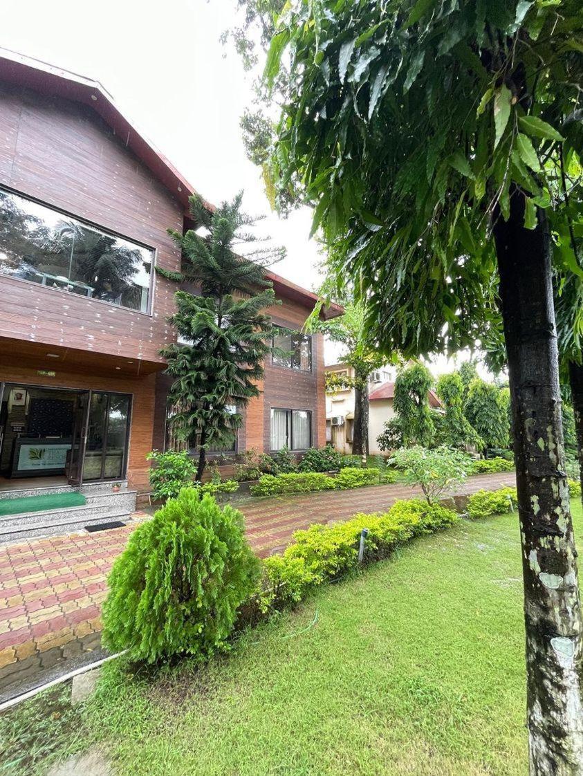 Tea Resort Saraswatipur Shaugaon Esterno foto